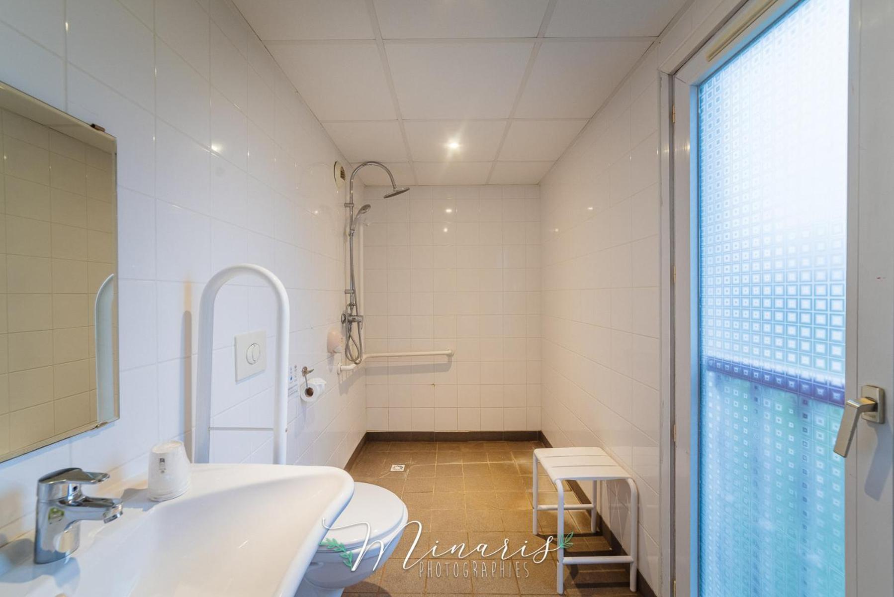 B Hotel Troyes Aeroport La Chapelle-Saint-Luc Экстерьер фото